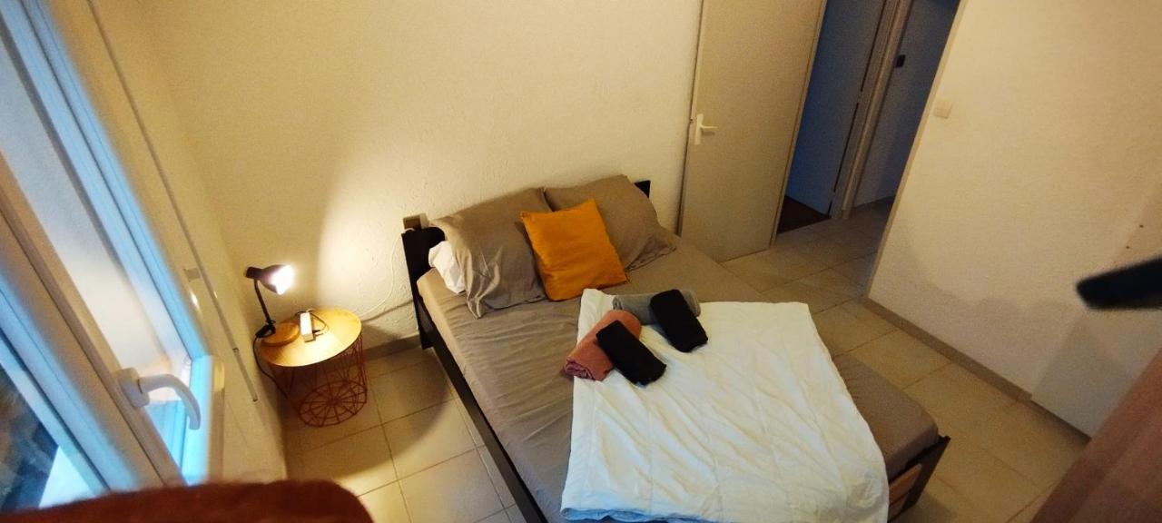 Appartement Spacieux Avec Parking Gratuit 세테 외부 사진